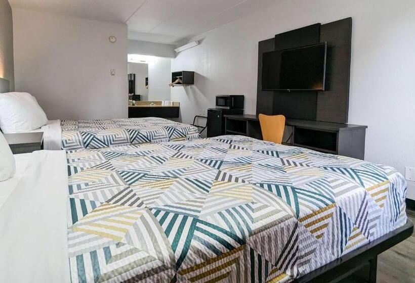 اتاق لوکس چهار تخته, Motel 6 Nashua, Nh  South