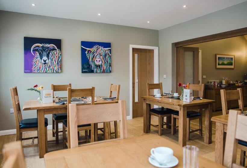 Номер Стандарт, Wold Escapes, Highfield Farm