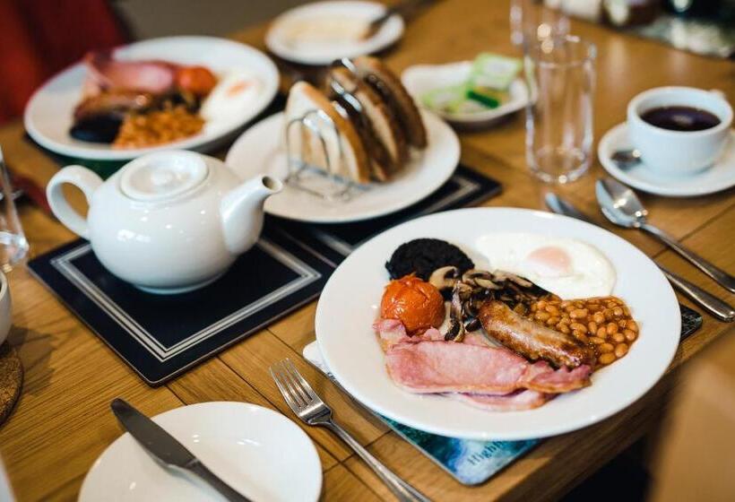 Standard room with outdoor bath, Wold Escapes, Highfield Farm