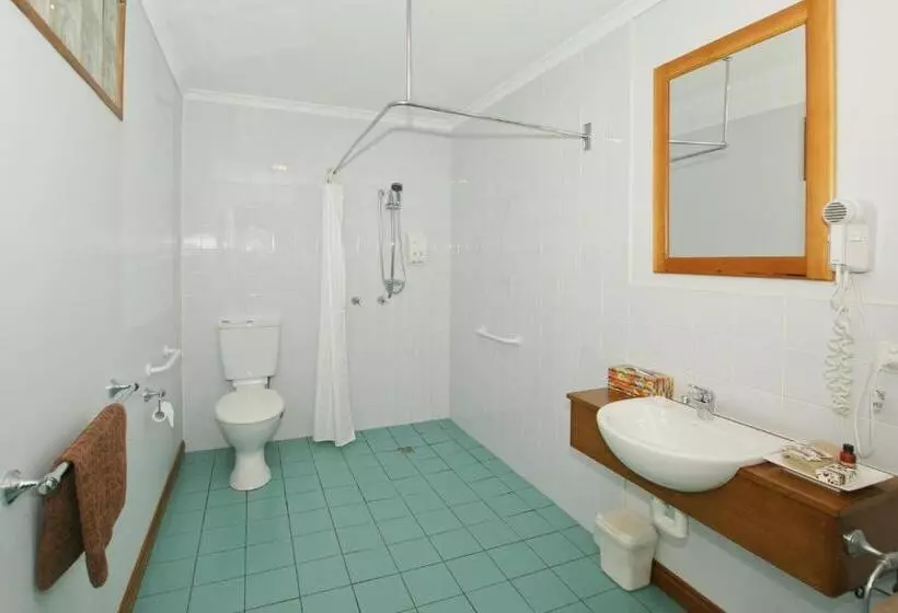 スタンダードスタジオ, Sherwood View Accommodation