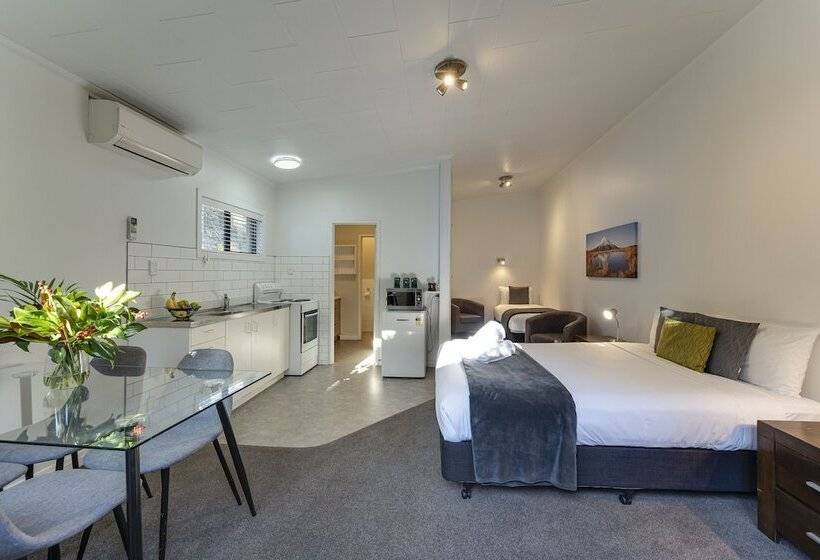 이코노미 스튜디오, Abba Court Motel & Apartments