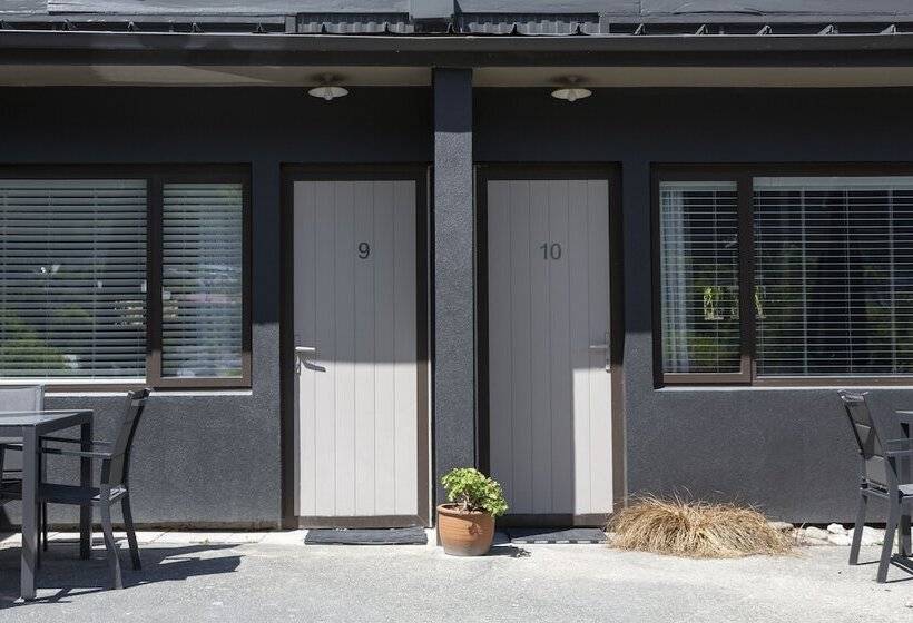 프리미엄 스튜디오, Abba Court Motel & Apartments