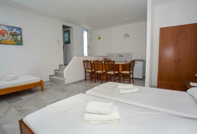 Studio Standard Vue Mer, Arkas Inn