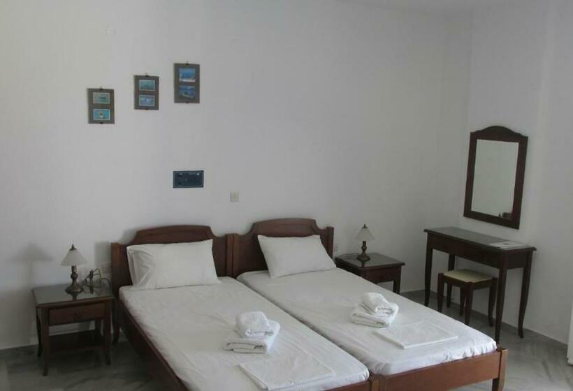Studio Standard Vue Mer, Arkas Inn