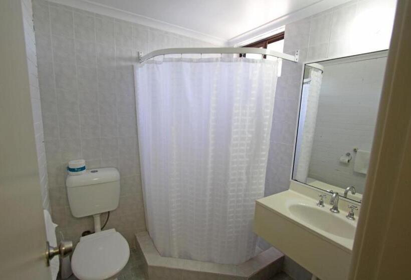 اتاق استاندارد, Atlas Motel