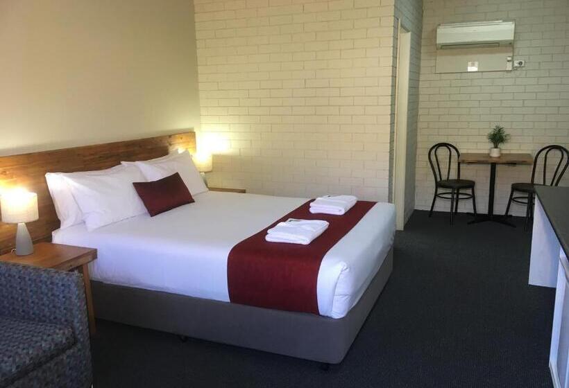 اتاق استاندارد, Atlas Motel