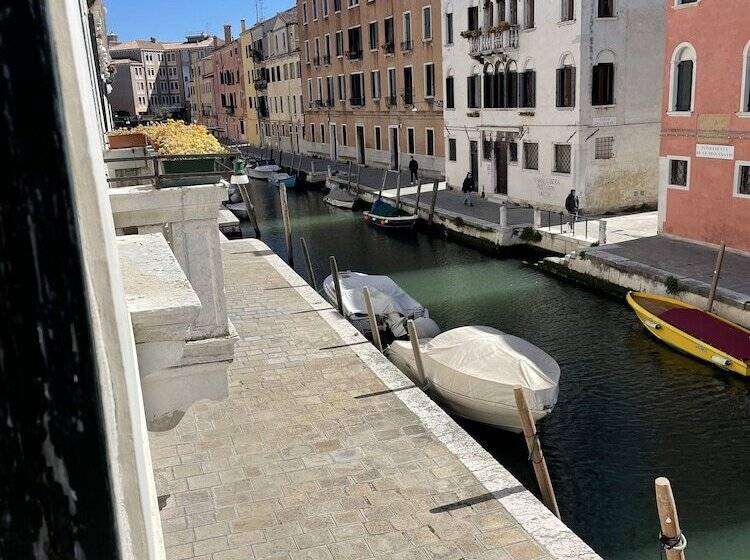 اتاق استاندارد چهار تخته, Casa Caburlotto