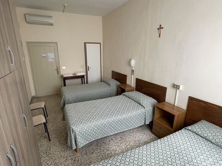 اتاق استاندارد سه تخته با چشم‌انداز, Casa Caburlotto