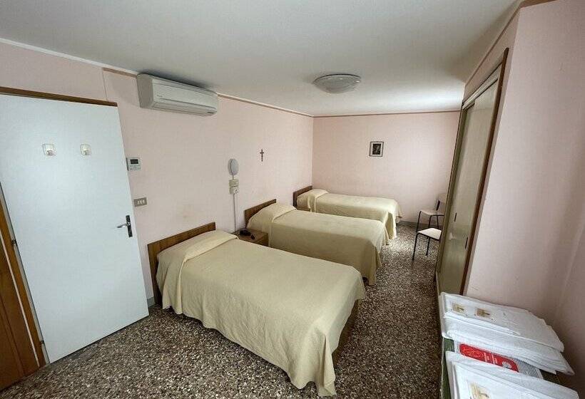 اتاق استاندارد سه تخته با چشم‌انداز, Casa Caburlotto