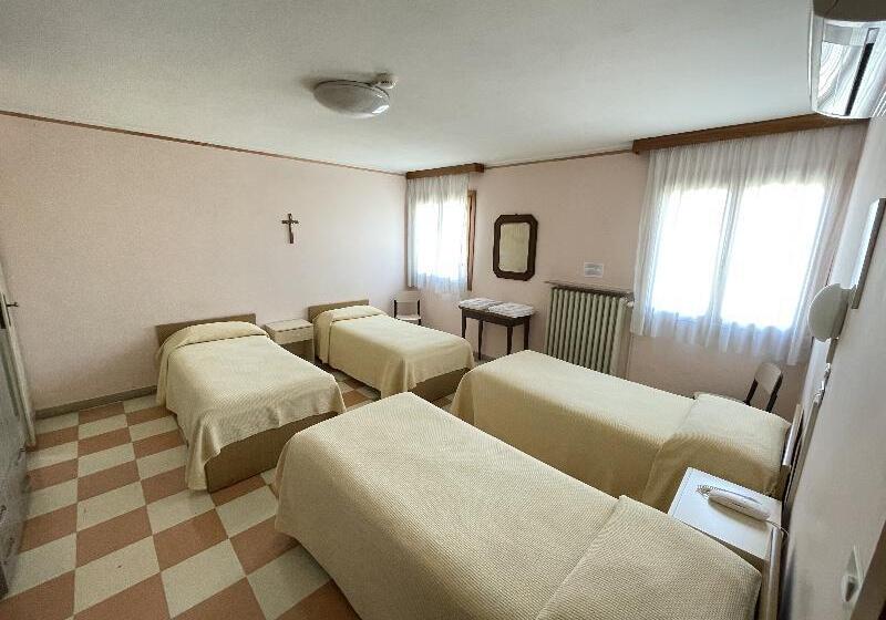 اتاق استاندارد چهار تخته, Casa Caburlotto