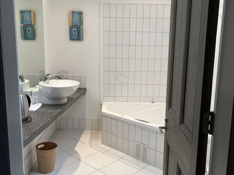 اتاق سوپریور, Nice