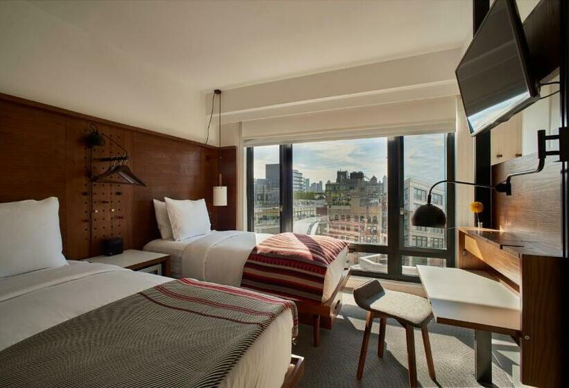 标准间, Arlo Soho