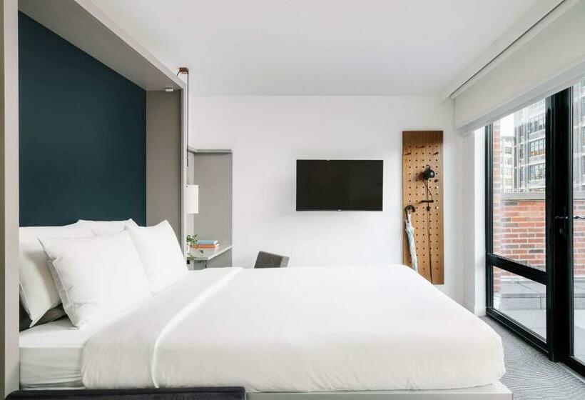 带特大床的标准间, Arlo Soho