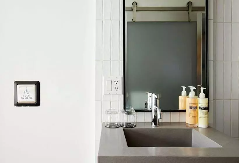 Standard-huone Parivuode, Arlo Soho