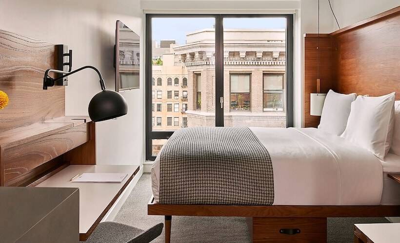 标准间带双人床, Arlo Soho