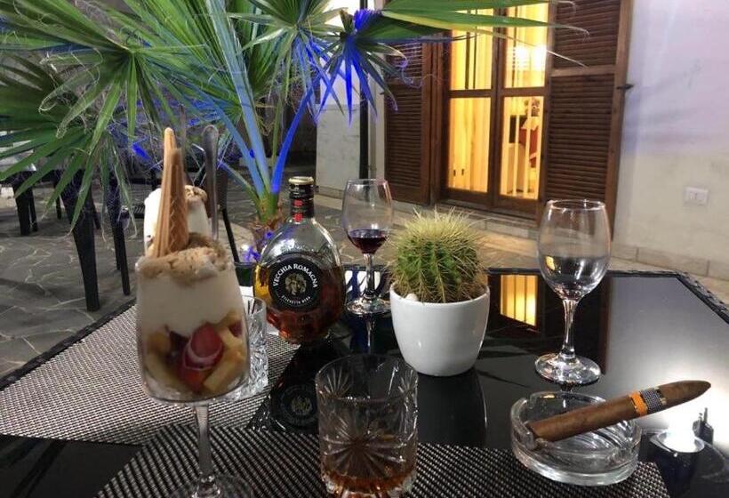 Номер Стандарт Вид на Море, Barbieri