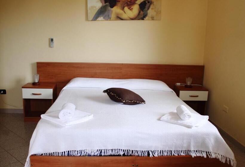 Triple Room Sea View, Barbieri