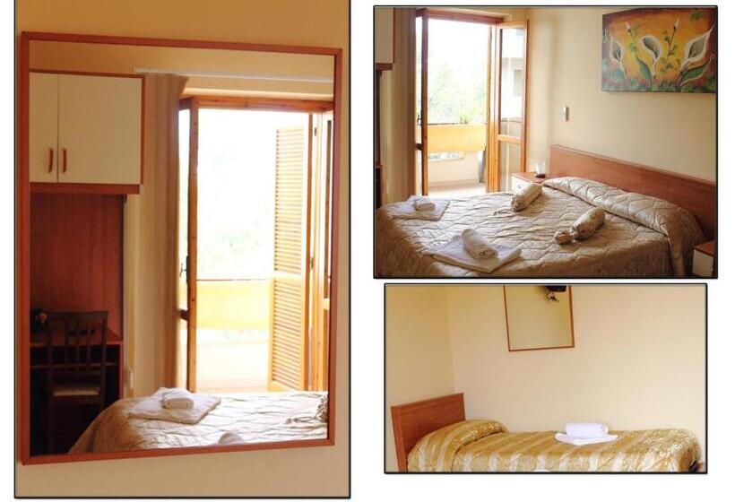 Triple Room Sea View, Barbieri