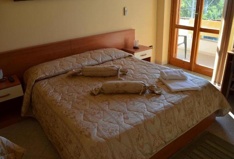 Четырехместный Номер Стандарт, Barbieri