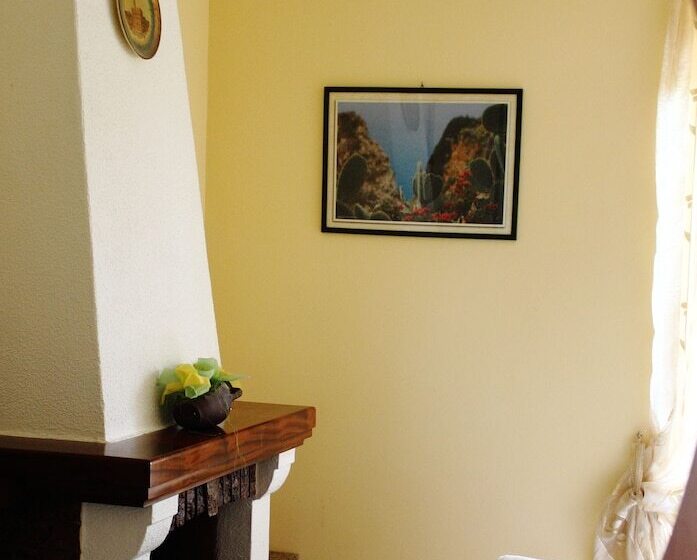 Triple Room Sea View, Barbieri