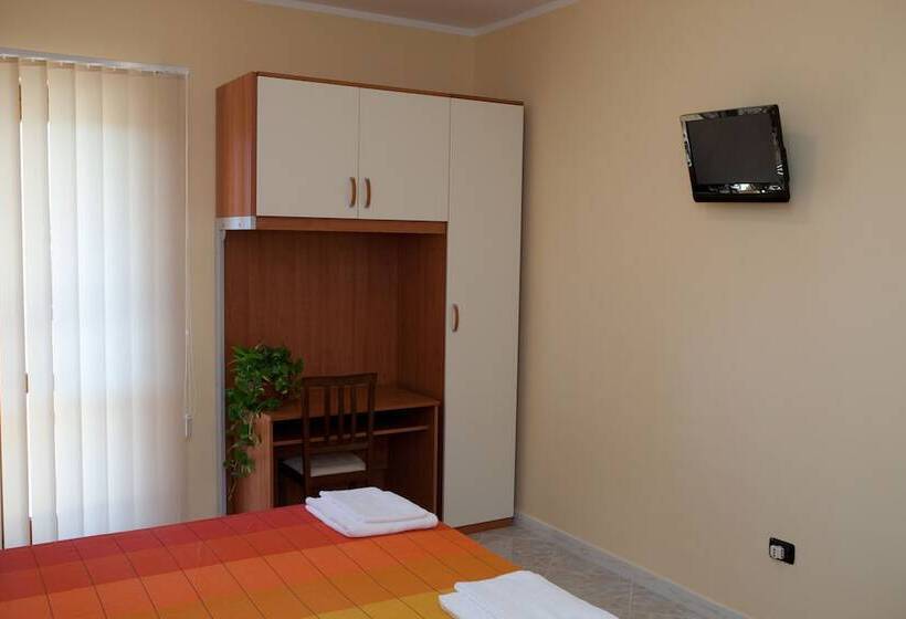 Triple Room Sea View, Barbieri