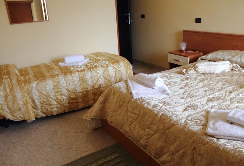 Четырехместный Номер Стандарт, Barbieri