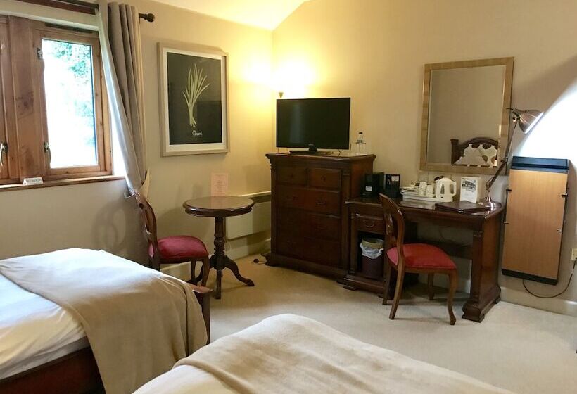 غرفة قياسية, Camden Arms