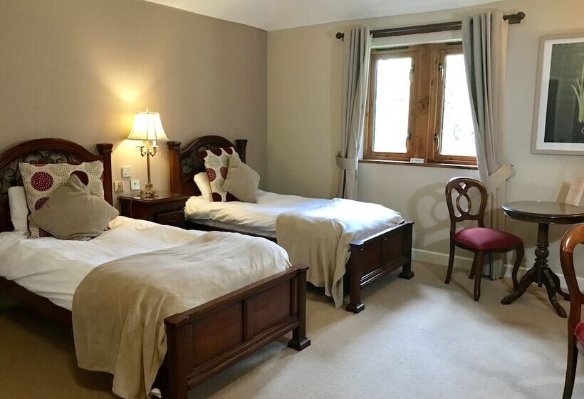 غرفة قياسية, Camden Arms