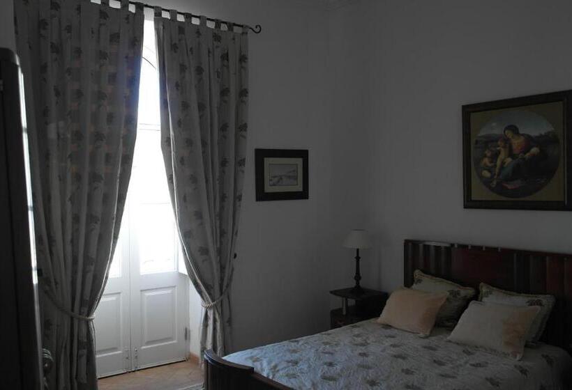 Номер Стандарт, Casa De Estoi