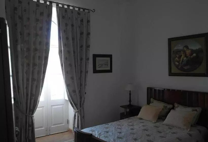 اتاق استاندارد, Casa De Estoi