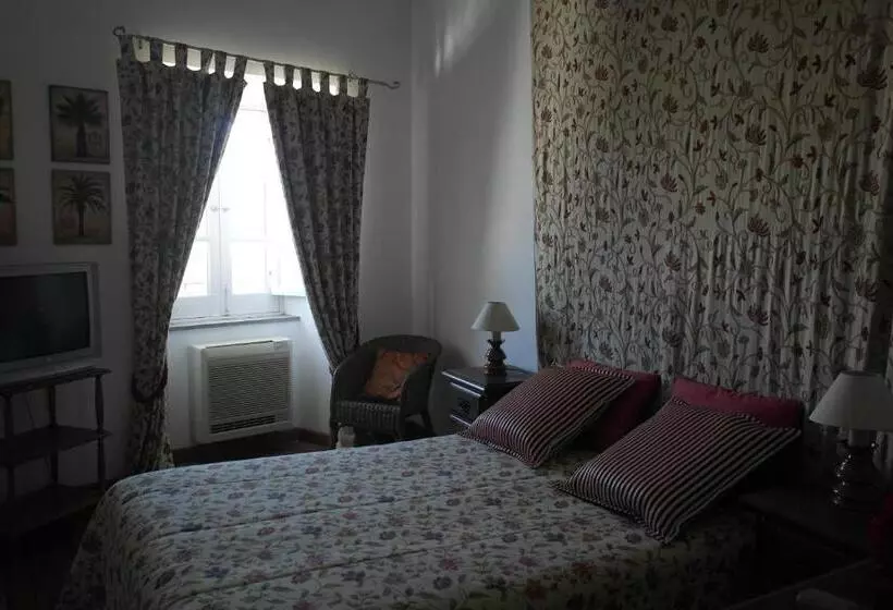 سوییت, Casa De Estoi