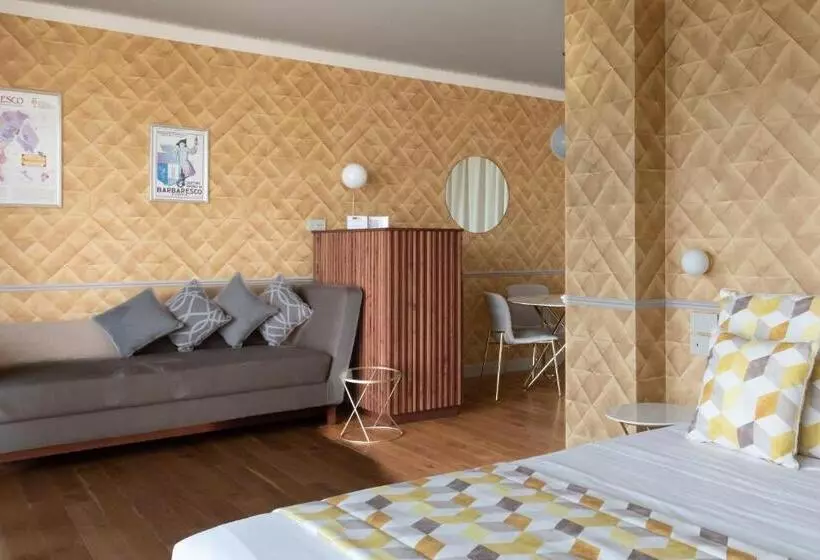 Sviitti, Casa Nicolini