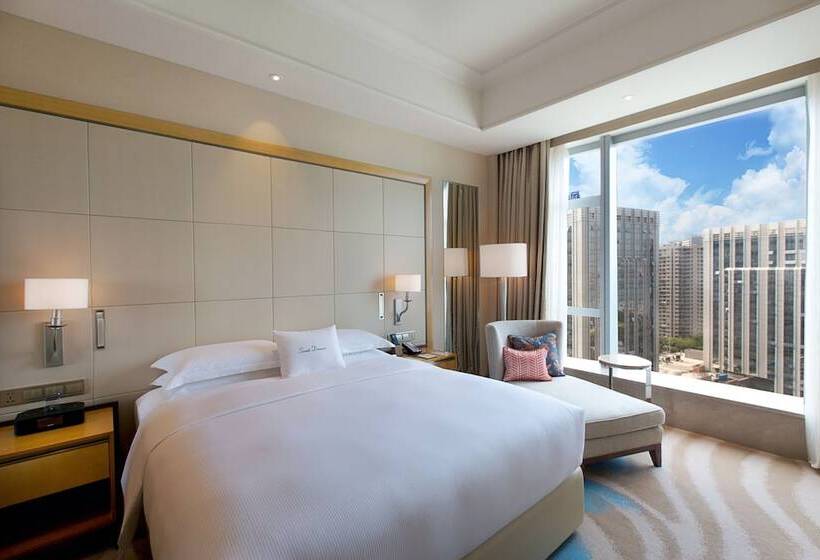 מיטת קינג בסוויטה, Doubletree By Hilton Hotel Xiamen   Wuyuan Bay