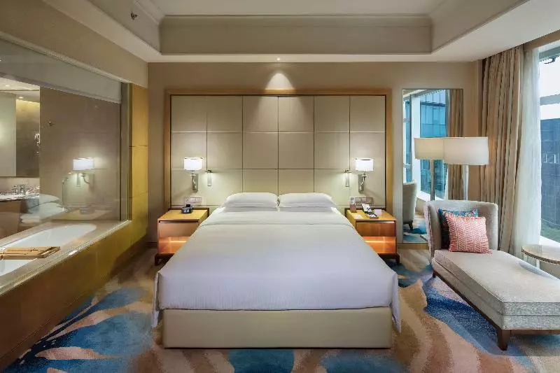 キングサイズベッドのスタンダードルーム, Doubletree By Hilton Hotel Xiamen   Wuyuan Bay