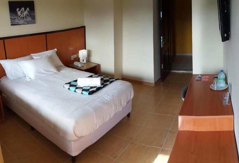 غرفة قياسية, Express Inn Coronado & Camping