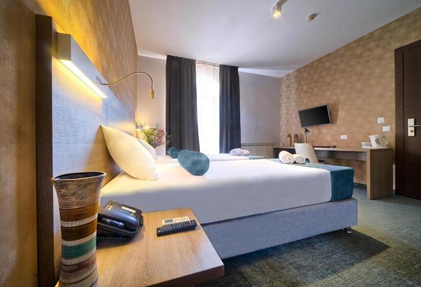 اتاق استاندارد, Garni Hotel Mint