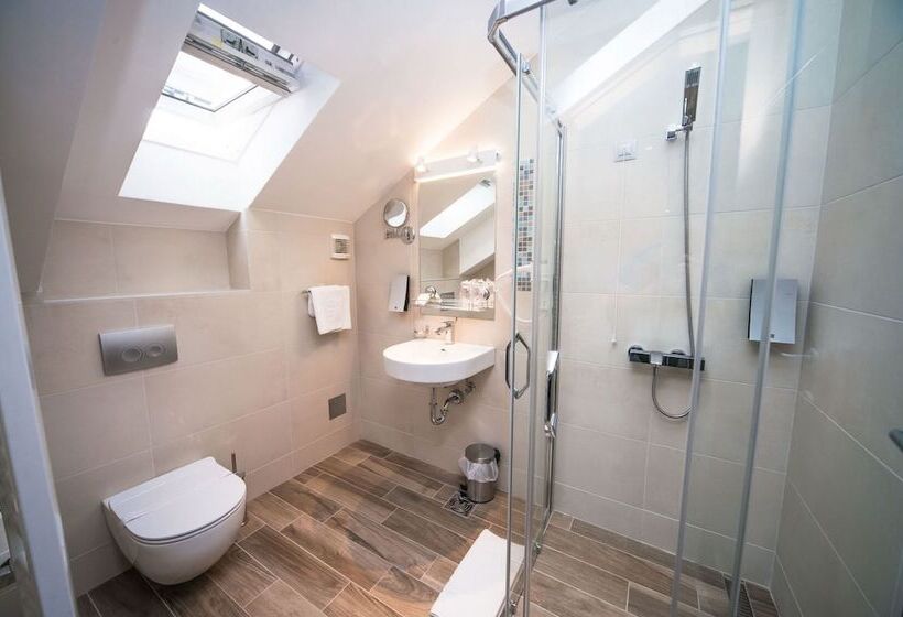 اتاق استاندارد, Garni Hotel Mint