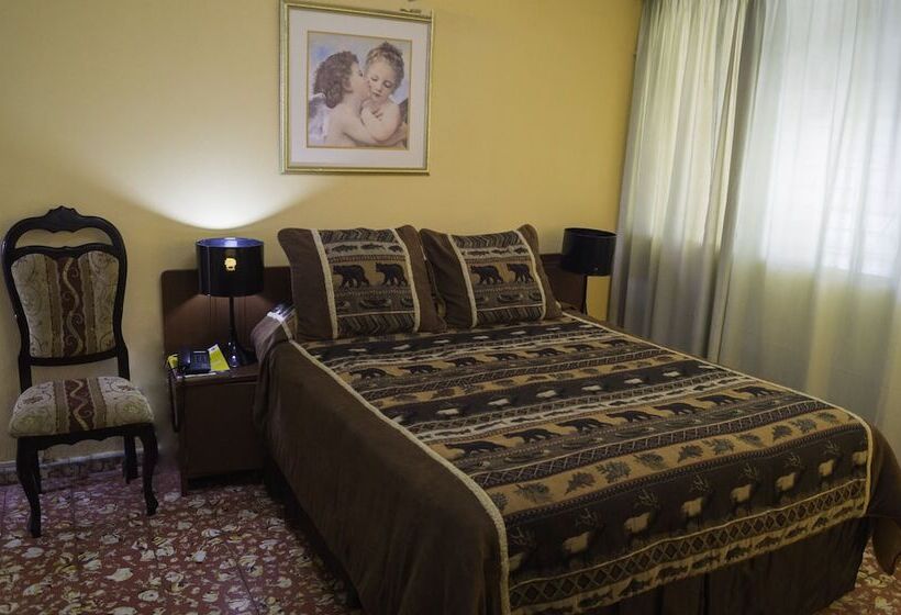 이코노미 싱글 룸, Grecia Real