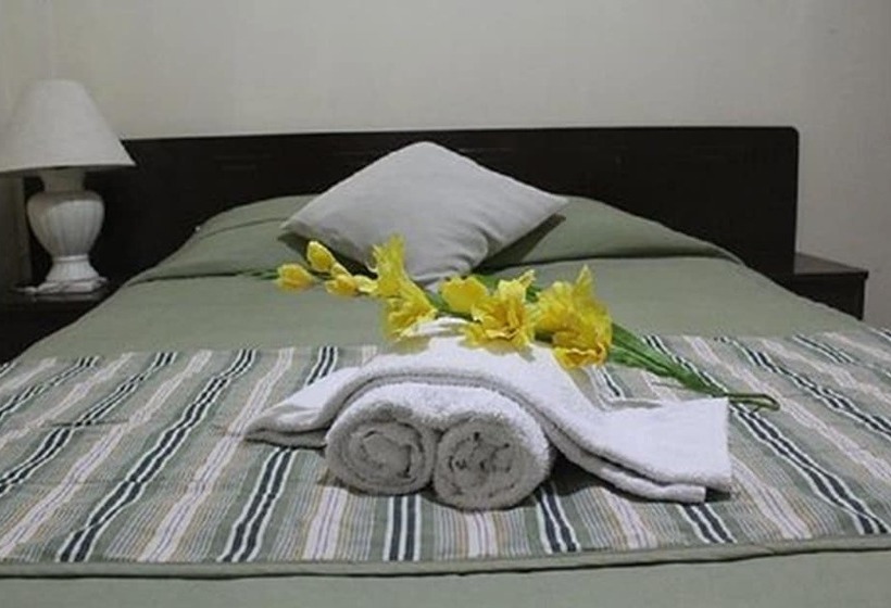 이코노미 싱글 룸, Grecia Real