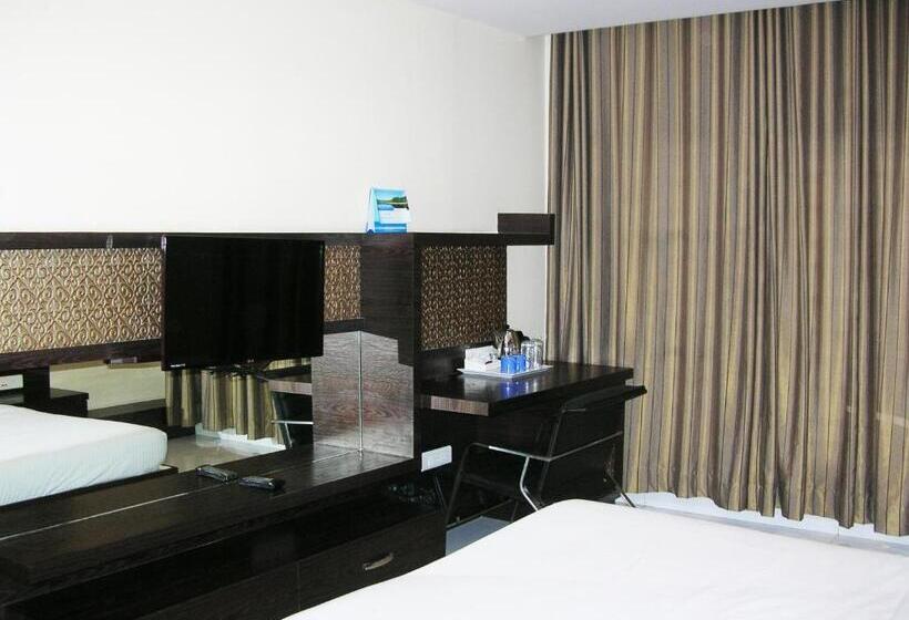 Люкс, Harsha Residency