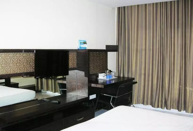 سوییت, Harsha Residency