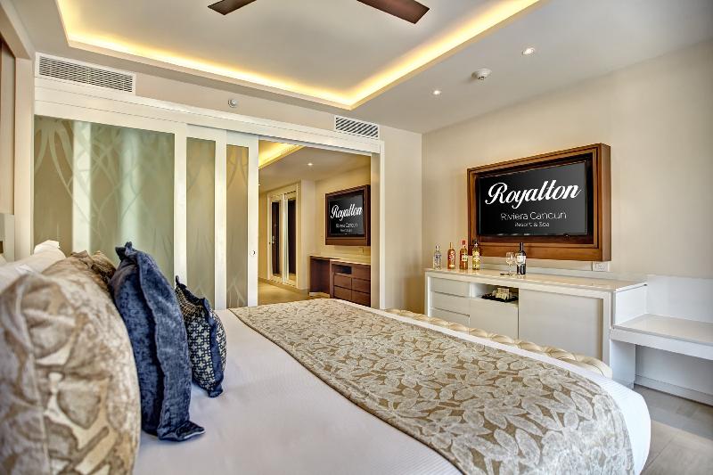 Deluxe Junior Suite met Uitzicht op Zee, Hideaway at Royalton Riviera Cancun, An Autograph Collection - All Inclusive Resort - Adults Only