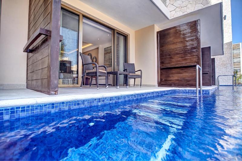 Deluxe Suite, Hideaway at Royalton Riviera Cancun, An Autograph Collection - All Inclusive Resort - Adults Only