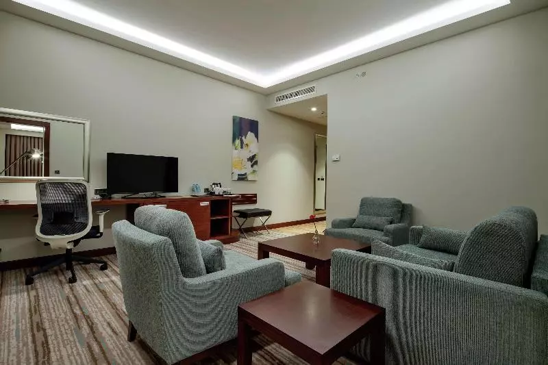 キングサイズベッドのスイートルーム, Hilton Garden Inn Corlu