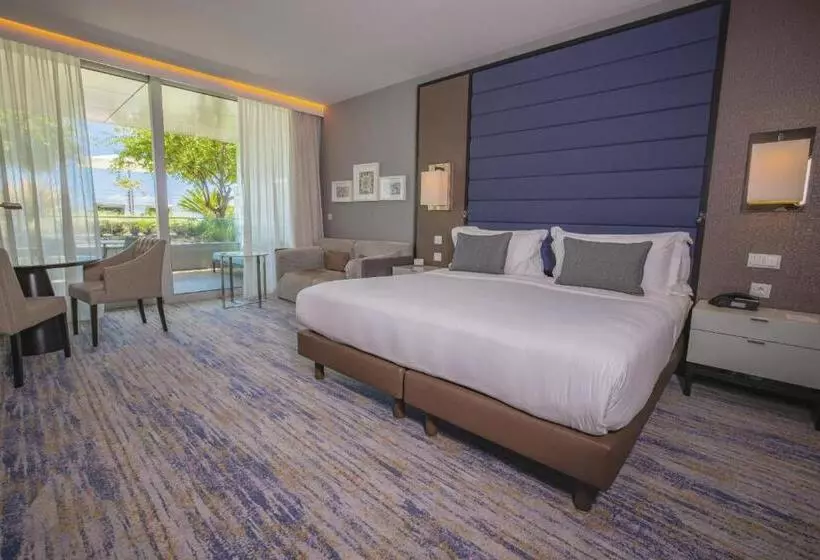 Quarto Clássica Cama King, Intercontinental Cascais Estoril, An Ihg