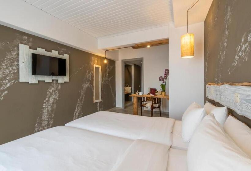 غرفة قياسية, Kastalia Boutique