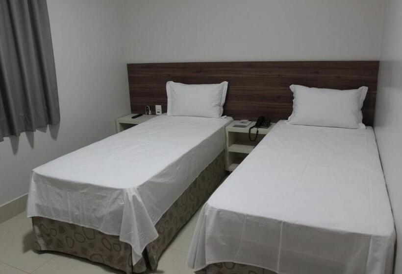 标准间, L´acordes