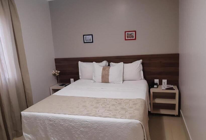 豪华单人间, L´acordes