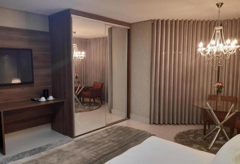 带大床的套房, L´acordes