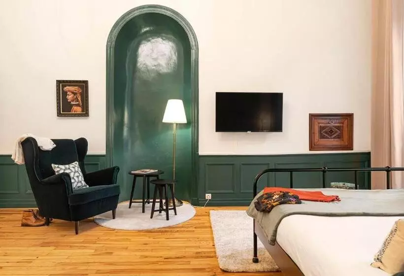 اتاق سوپریور, Les Suites De Sautet